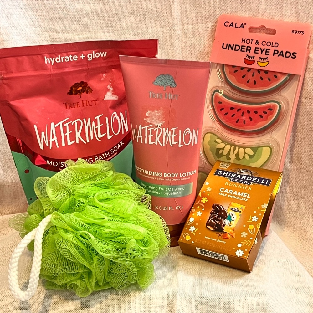Tree Hut Watermelon Skincare and Treat Bundle